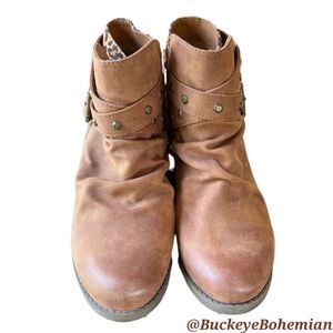 White Mountain Savant Leopard Ankle Boots Size 9½